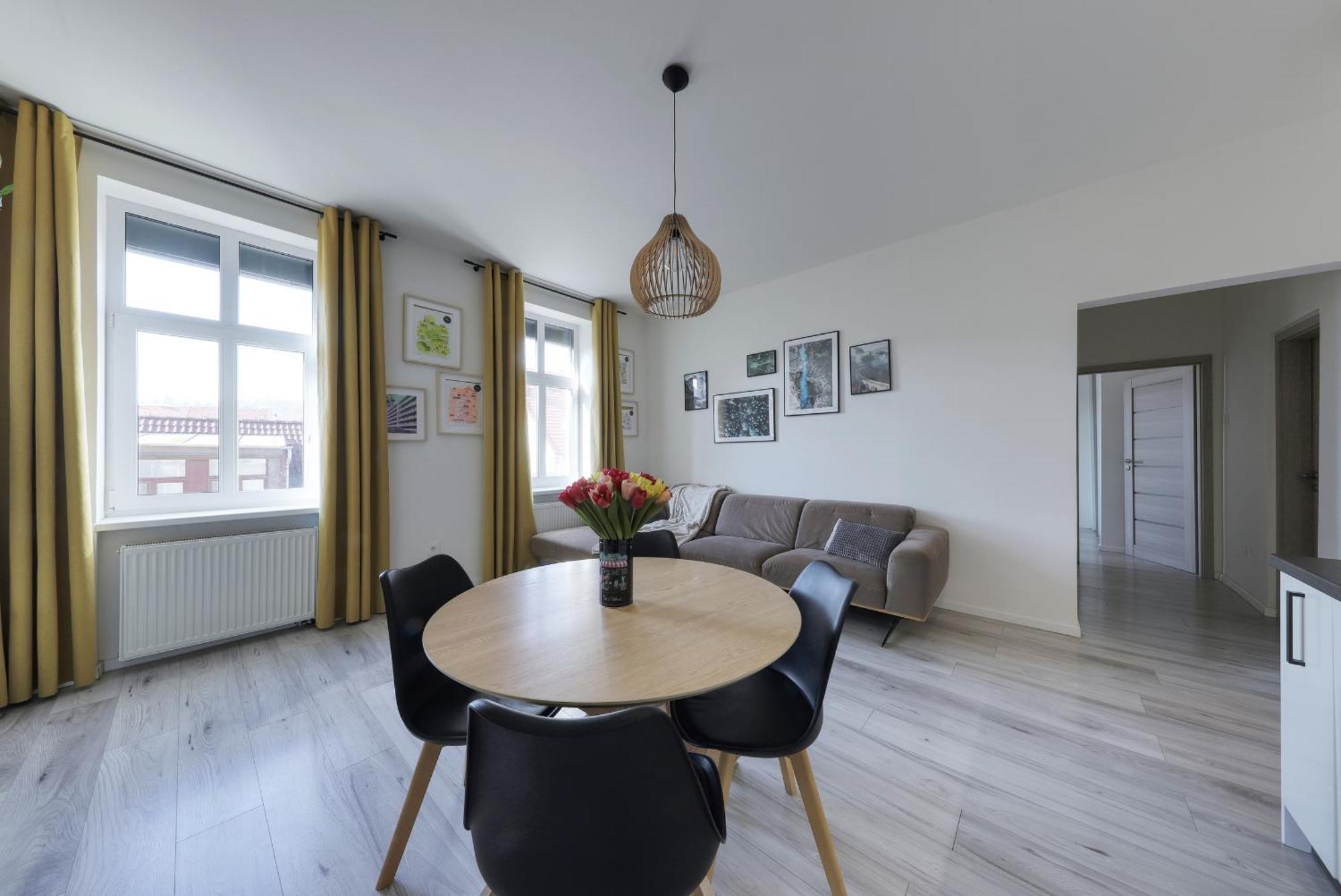 Lovely 2-Bedroom Apartment In Centre Of ブラチスラヴァ エクステリア 写真