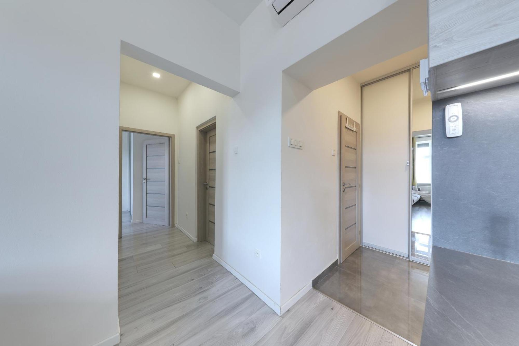 Lovely 2-Bedroom Apartment In Centre Of ブラチスラヴァ エクステリア 写真